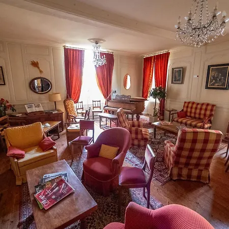 Hotellerie De Charme Le Relais Cicero Hotel-jardin-calme-verdure- Un Relais Du Xvii En Centre Au Detour Du Zoo Hotel La Flèche