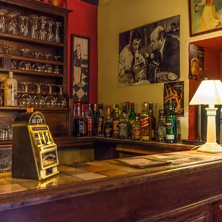 Hotellerie De Charme Le Relais Cicero Hotel-jardin-calme-verdure- Un Relais Du Xvii En Centre Au Detour Du Zoo 호텔