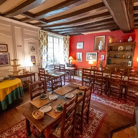 Hotellerie De Charme Le Relais Cicero Hotel-jardin-calme-verdure- Un Relais Du Xvii En Centre Au Detour Du Zoo Otel 3*