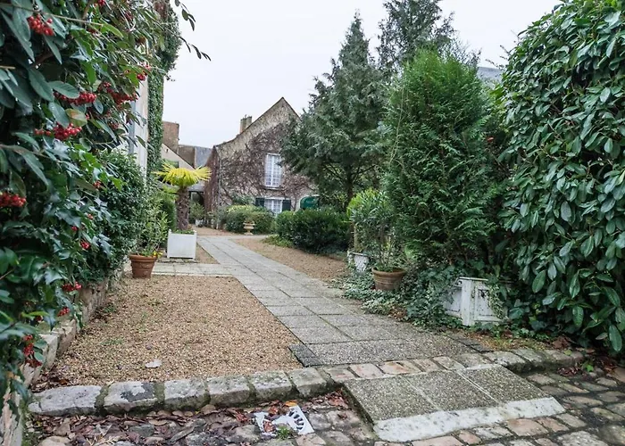 Hotellerie De Charme Le Relais Cicero Hotel-jardin-calme-verdure- Un Relais Du Xvii En Centre Au Detour Du Zoo Otel