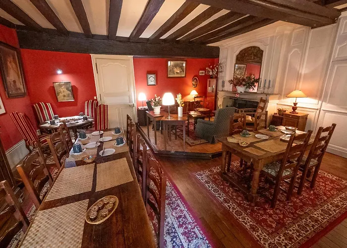 Hotellerie De Charme Le Relais Cicero Hotel-jardin-calme-verdure- Un Relais Du Xvii En Centre Au Detour Du Zoo Otel La Flèche