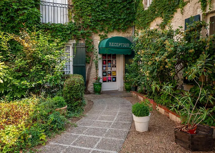 Hotellerie De Charme Le Relais Cicero Hotel-jardin-calme-verdure- Un Relais Du Xvii En Centre Au Detour Du Zoo