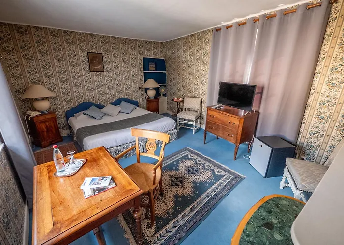 Hotellerie De Charme Le Relais Cicero Hotel-jardin-calme-verdure- Un Relais Du Xvii En Centre Au Detour Du Zoo