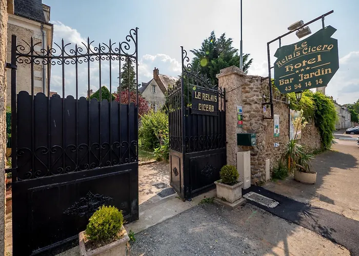 Hotellerie De Charme Le Relais Cicero Hotel-jardin-calme-verdure- Un Relais Du Xvii En Centre Au Detour Du Zoo